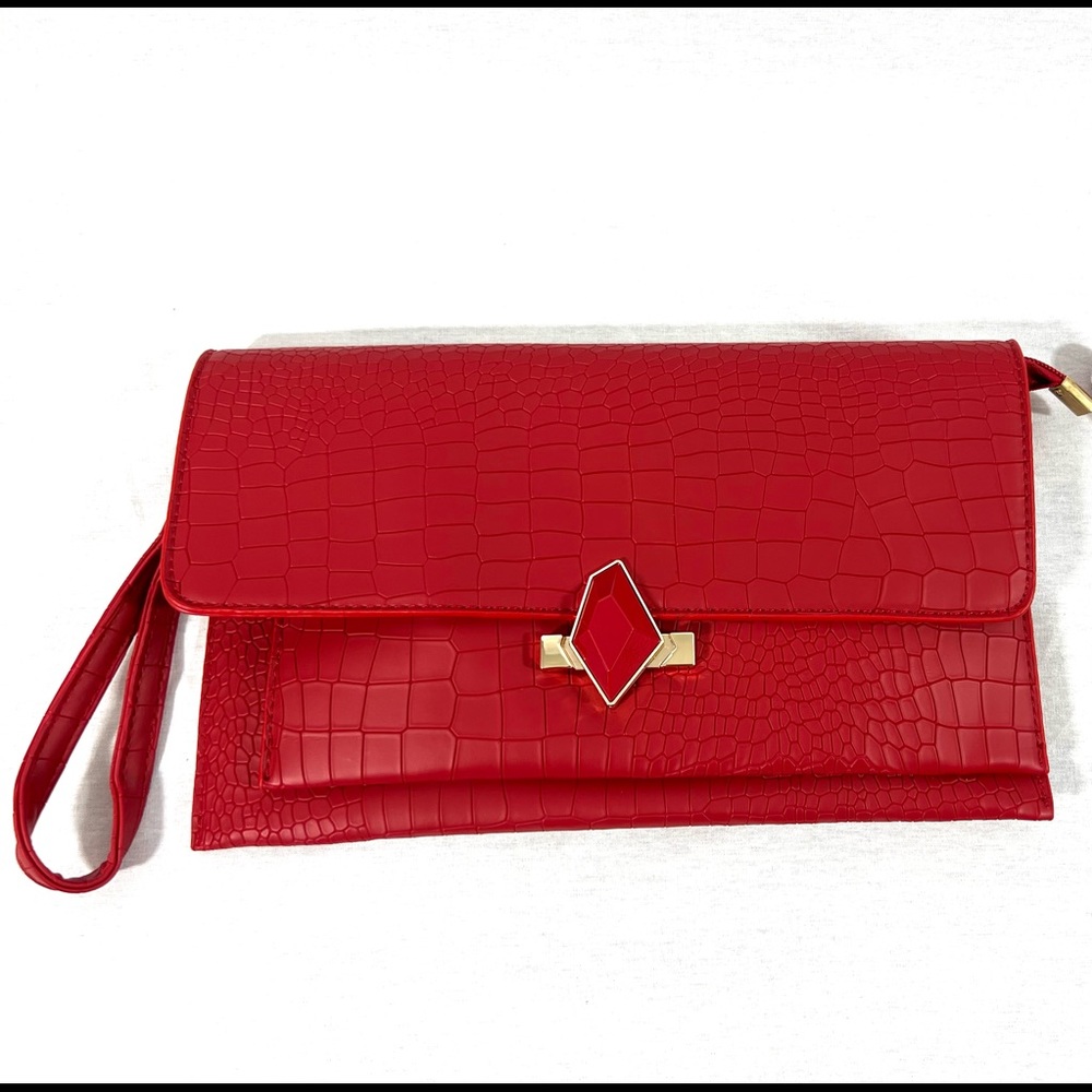 CROCODILE EMBOSSED WRISLET/PURSE